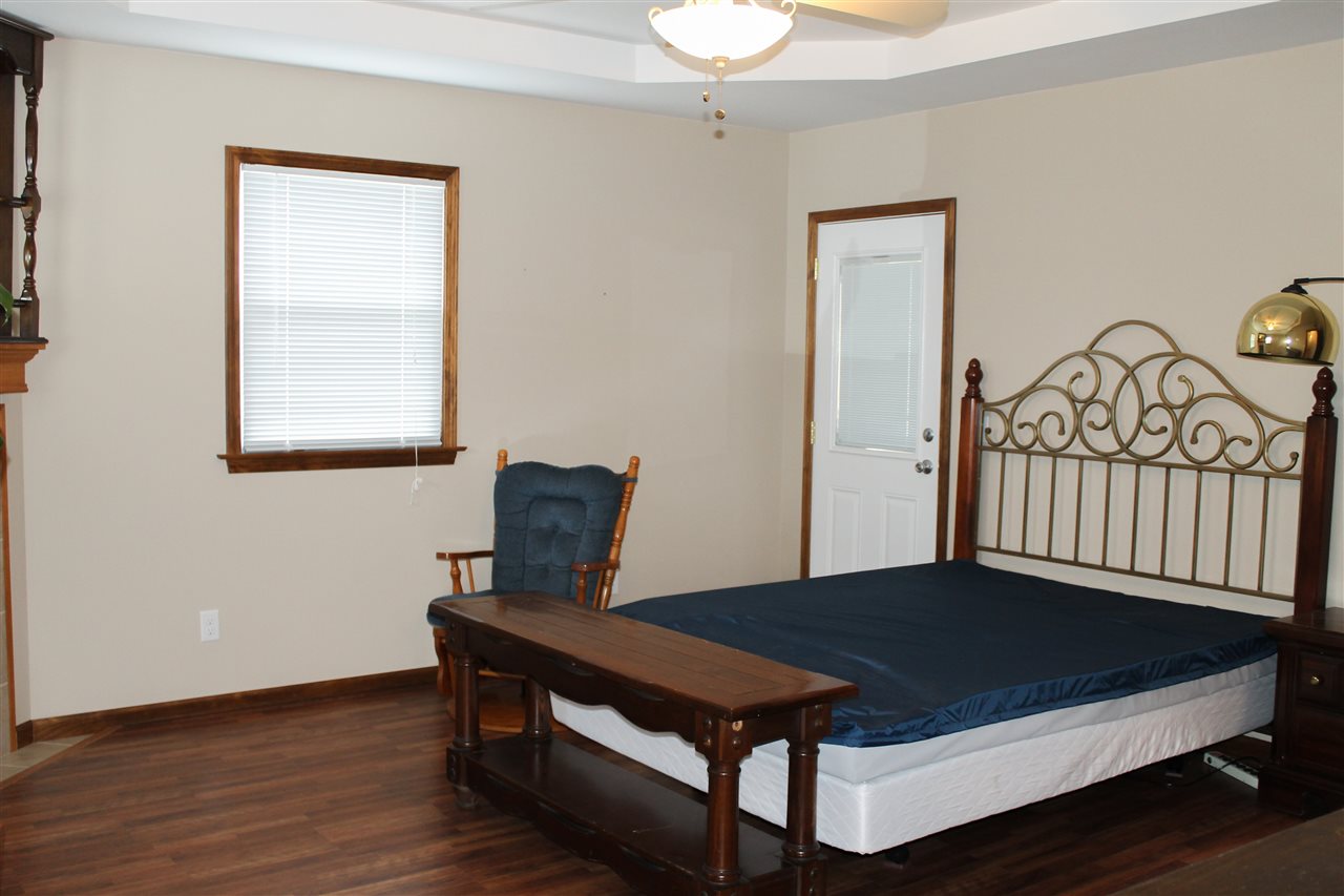2505 Lone Road Freeland, MI 48623 - Photo 32 of 43 31373942-31.JPG