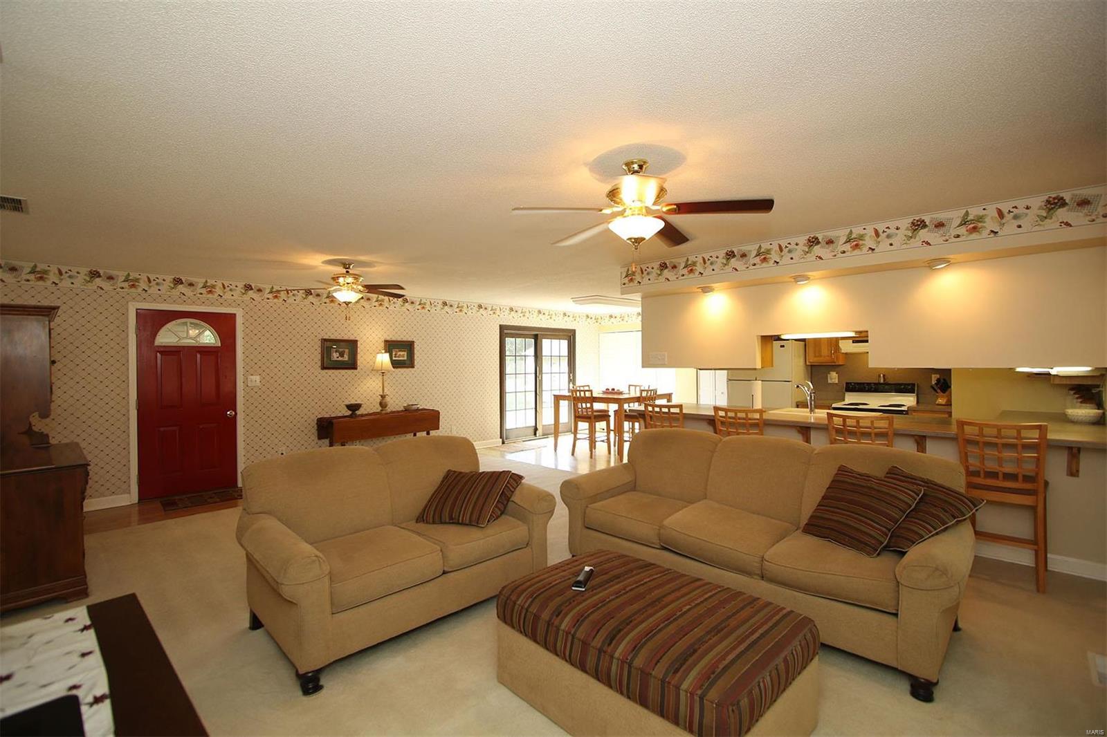 8050 Maple Grove Road Troy, IL 62294 - Photo 13 of 45