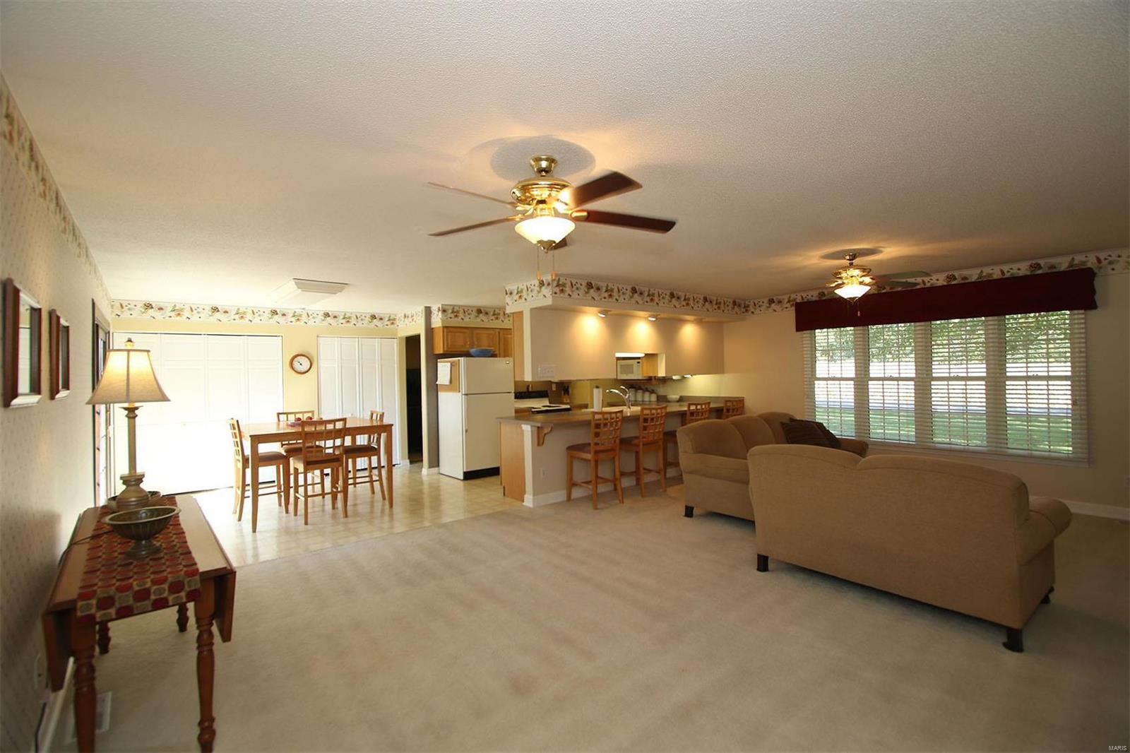 8050 Maple Grove Road Troy, IL 62294 - Photo 14 of 45