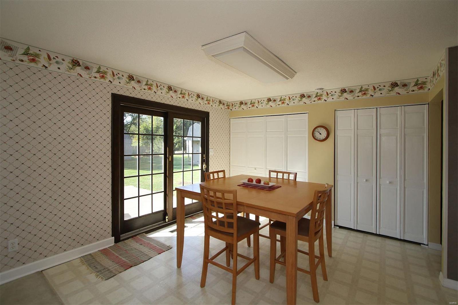 8050 Maple Grove Road Troy, IL 62294 - Photo 15 of 45