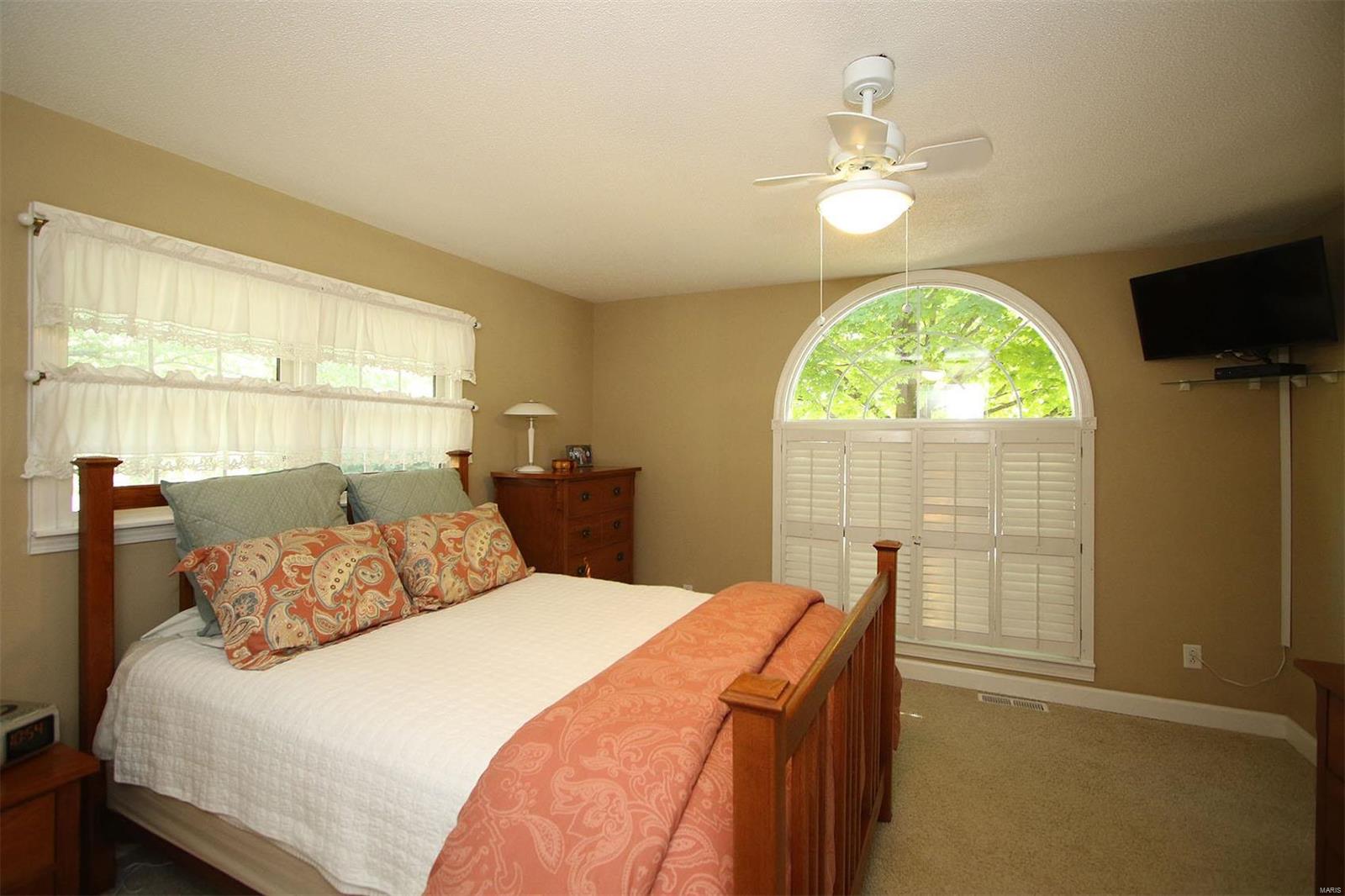 8050 Maple Grove Road Troy, IL 62294 - Photo 22 of 45