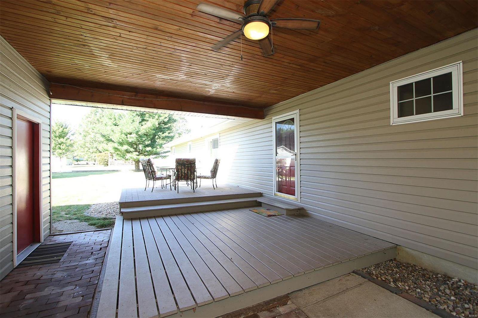 8050 Maple Grove Road Troy, IL 62294 - Photo 39 of 45