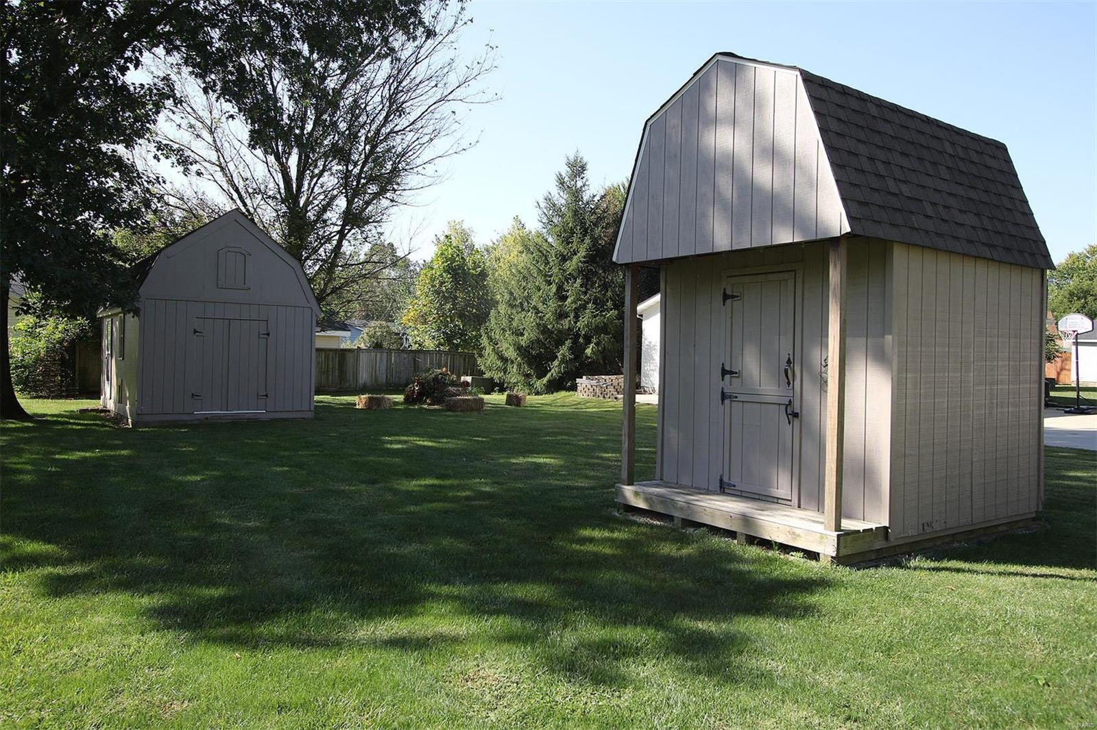8050 Maple Grove Road Troy, IL 62294 - Photo 44 of 45
