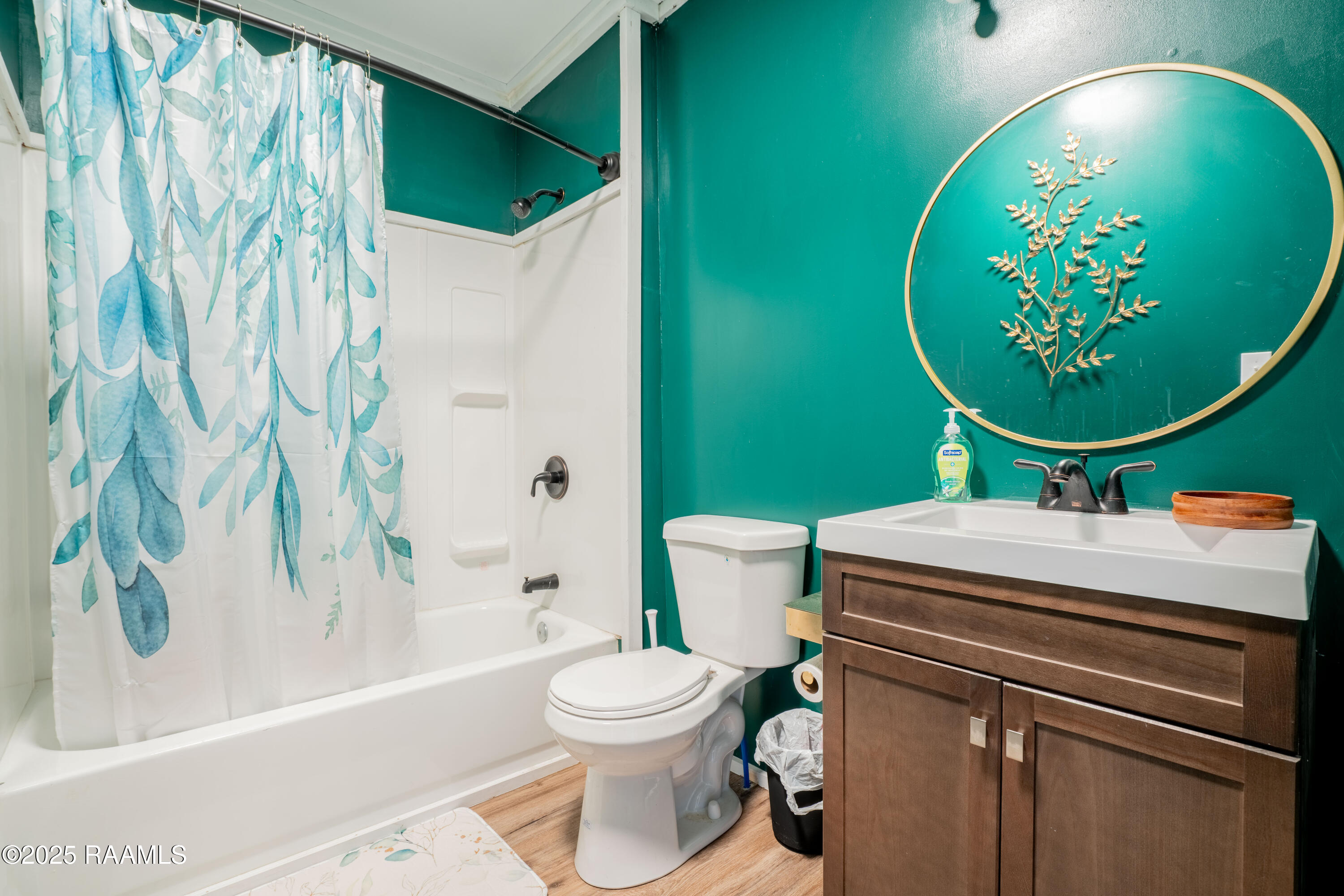 407 North Foote Avenue Kaplan, LA 70548 - Photo 20 of 24 Bathroom 2