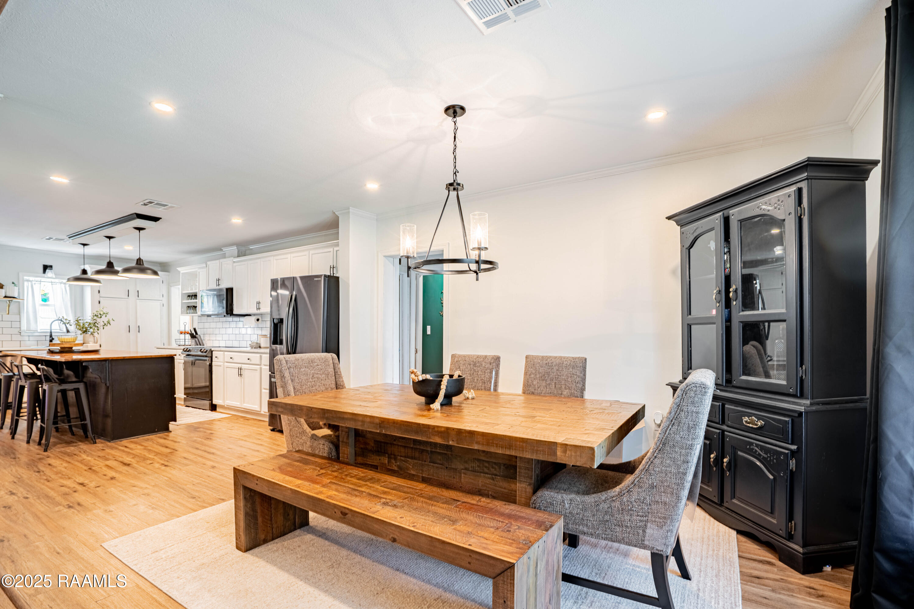 407 North Foote Avenue Kaplan, LA 70548 - Photo 9 of 24 Dining Room
