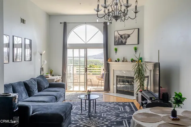 $484,000 | 2803 Antonio Drive, Unit 304, Camarillo, CA 93010