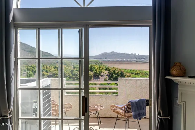 $484,000 | 2803 Antonio Drive, Unit 304, Camarillo, CA 93010