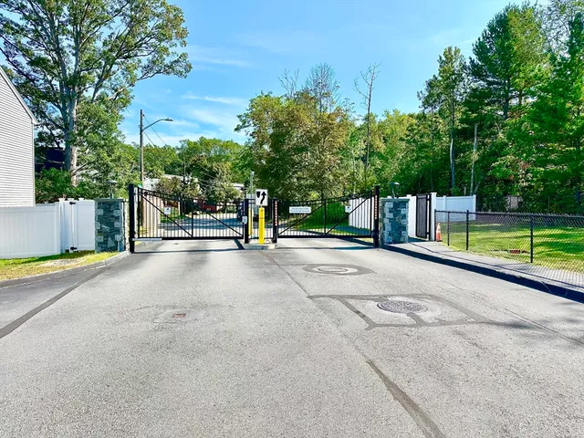 $550,000 | 8 Cherry Blossom Circle, Unit 50, Worcester, MA 01605