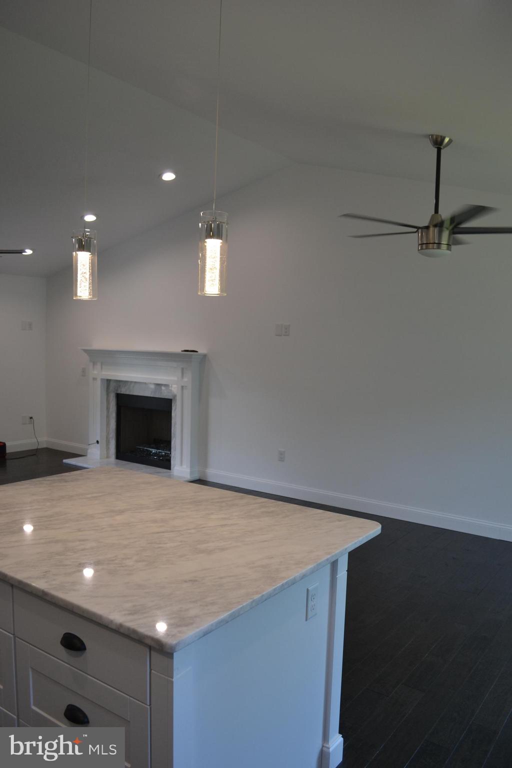 6509 Davis Ford Road Manassas, VA 20111 - Photo 17 of 45 Gallery Image 17