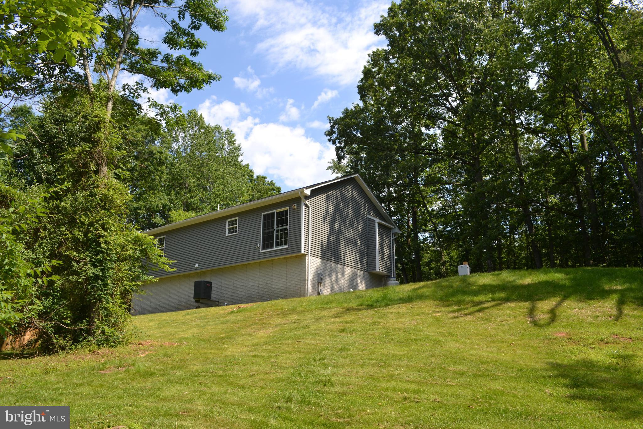 6509 Davis Ford Road Manassas, VA 20111 - Photo 7 of 45 Gallery Image 7