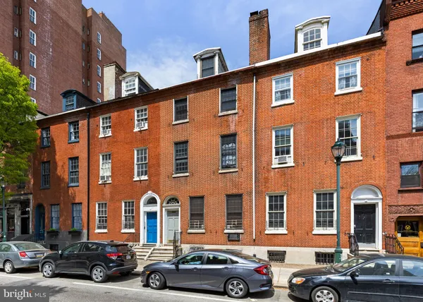$1,350 | 1223 Spruce Street, Unit 2R, Philadelphia, PA 19107