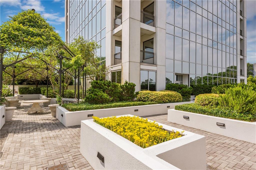 2828 Peachtree Road Northwest, Unit 1903 Atlanta, GA 30305 - Photo 36 of 37