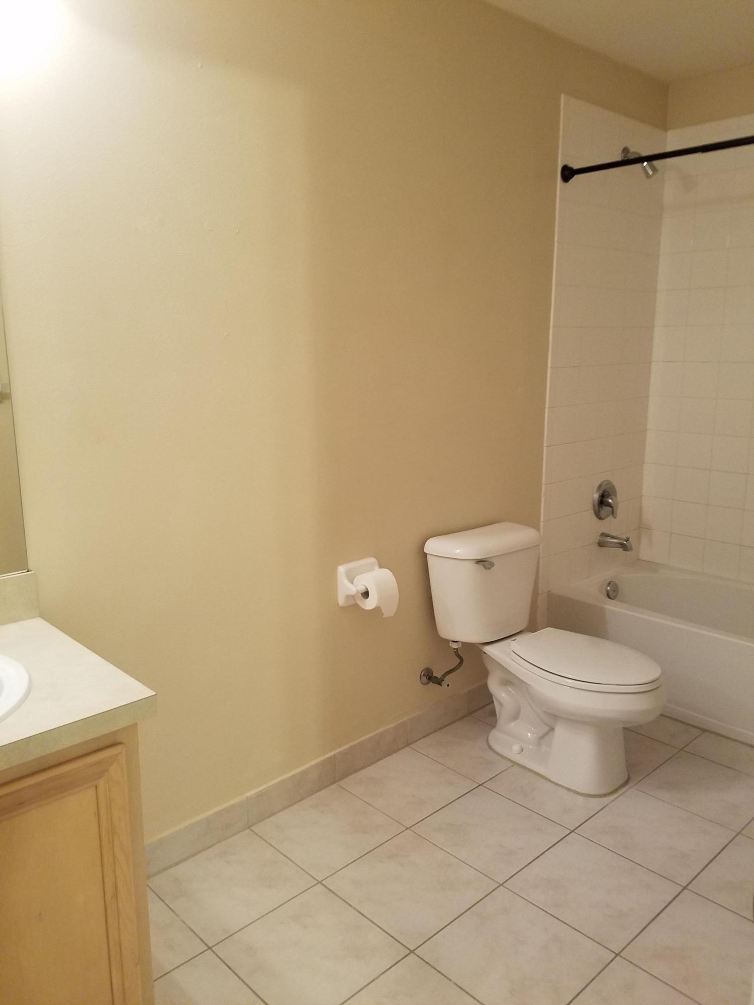 5322 Southeast Mitchell Lane Stuart, FL 34997 - Photo 18 of 26 20190502_171300