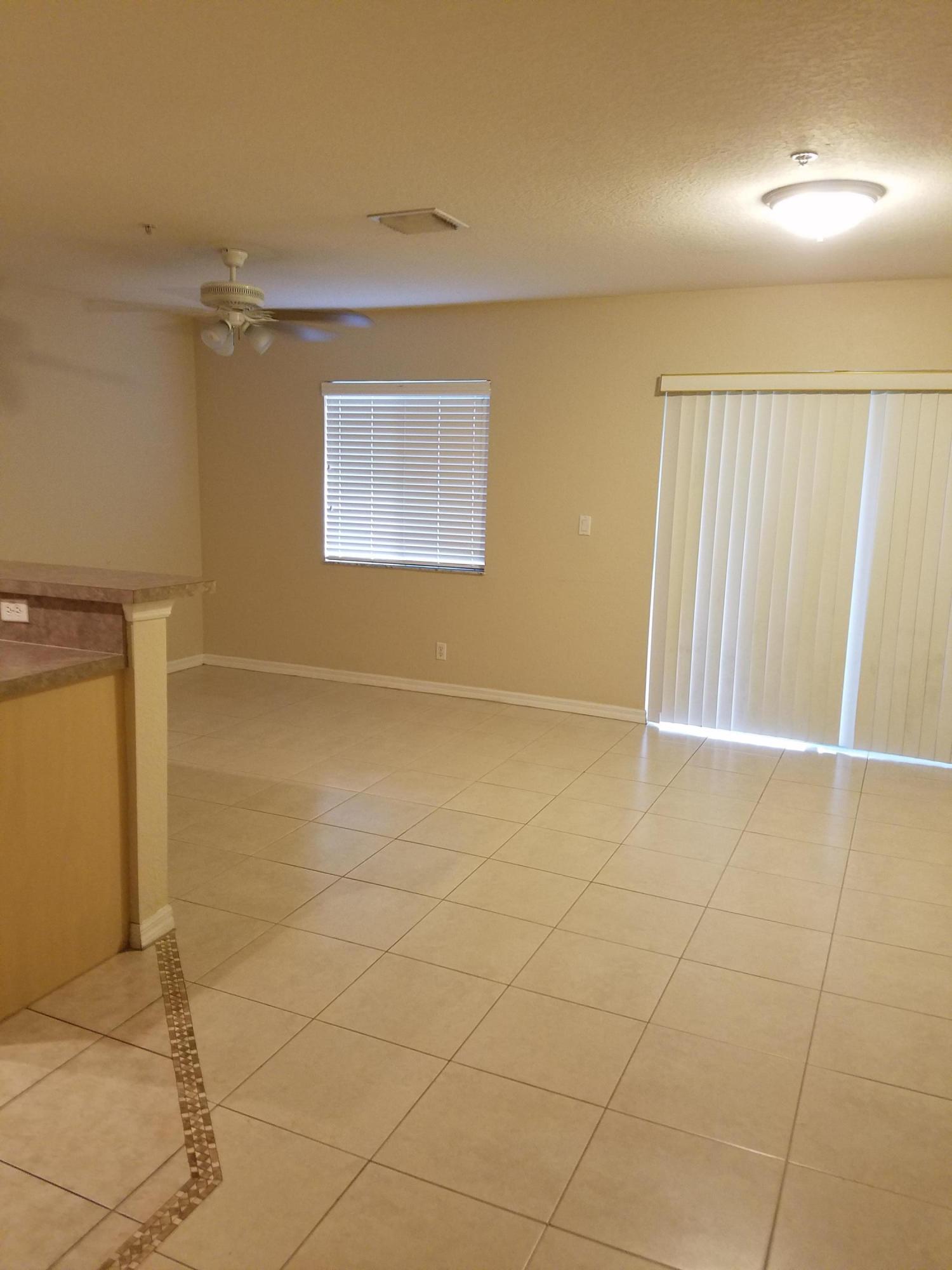 5322 Southeast Mitchell Lane Stuart, FL 34997 - Photo 6 of 26 20190502_171544