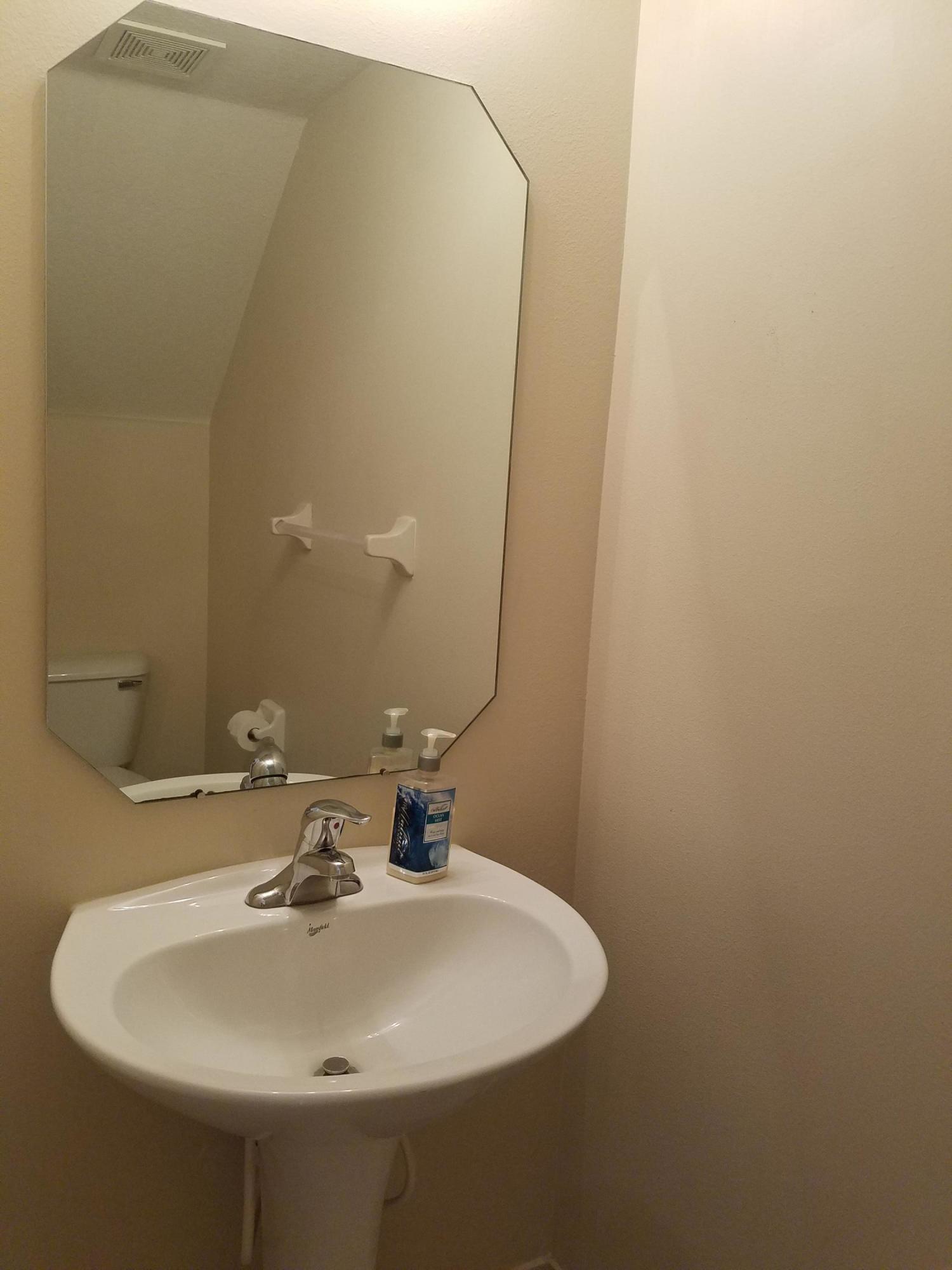 5322 Southeast Mitchell Lane Stuart, FL 34997 - Photo 10 of 26 20190507_101309 (1)