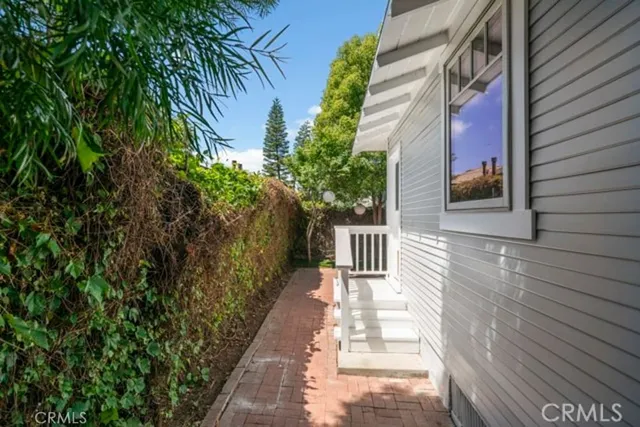 $898,000 | 317 Roswell Avenue, Long Beach, CA 90814