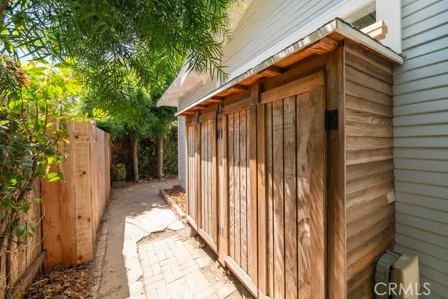 $898,000 | 317 Roswell Avenue, Long Beach, CA 90814