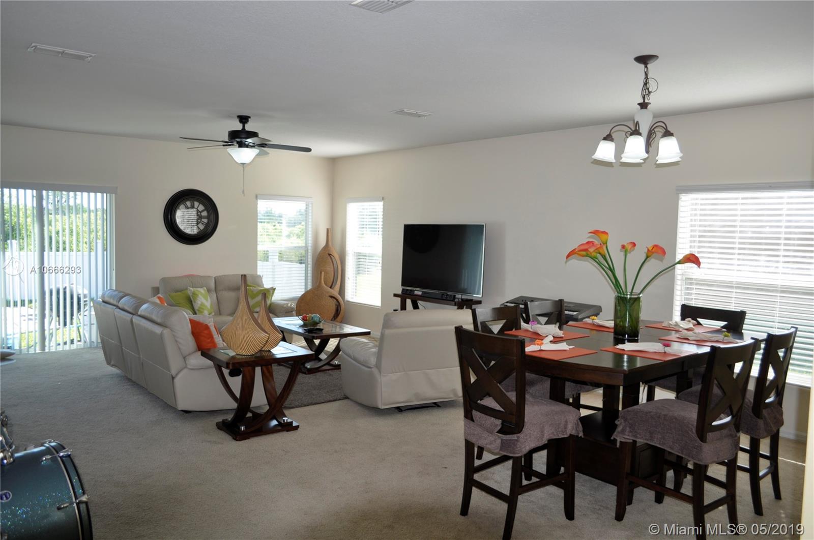 4523 MacKenzie Way Kissimmee, FL 34758 - Photo 9 of 14