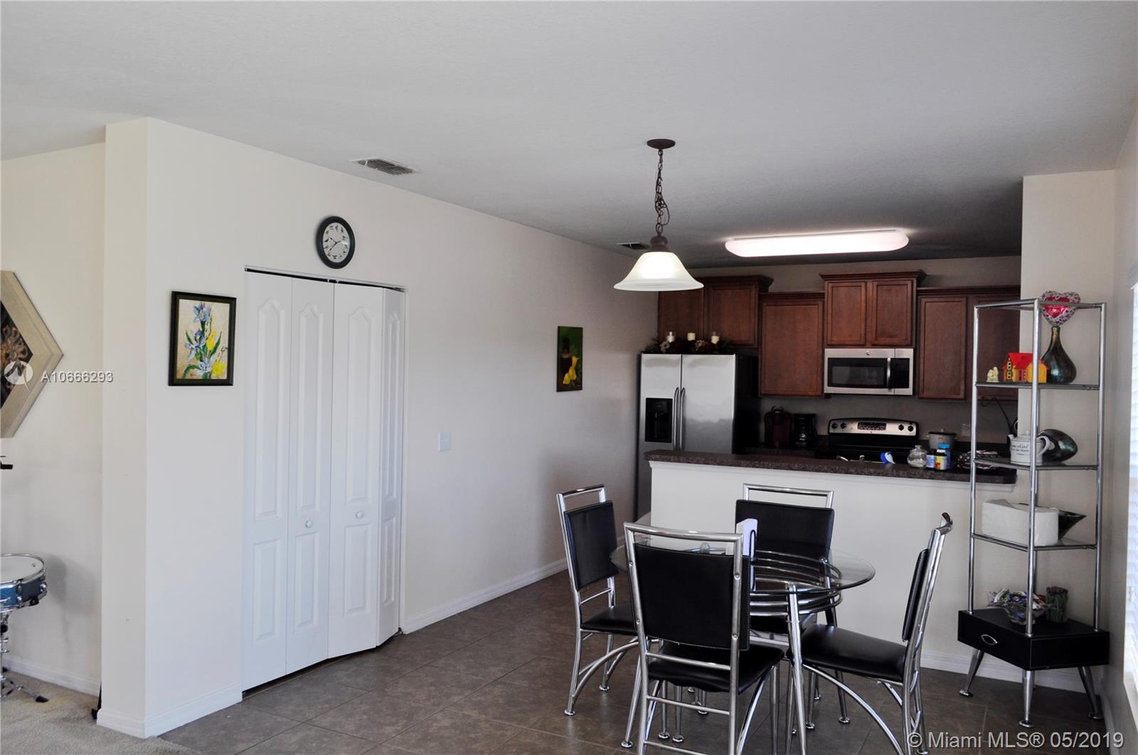 4523 MacKenzie Way Kissimmee, FL 34758 - Photo 10 of 14