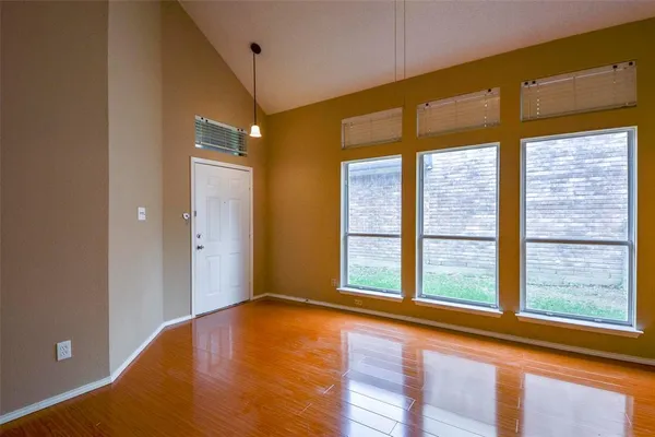 $1,895 | 2406 Weatherby Drive, Mesquite, TX 75181