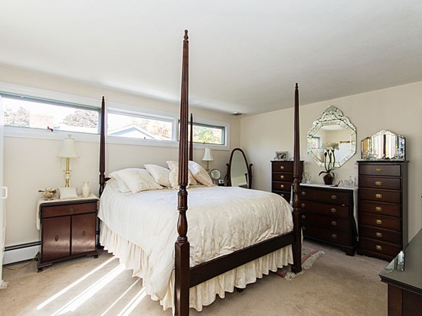204 Harrington Road Waltham, MA 02452 - Photo 21 of 29 Gallery Image 21