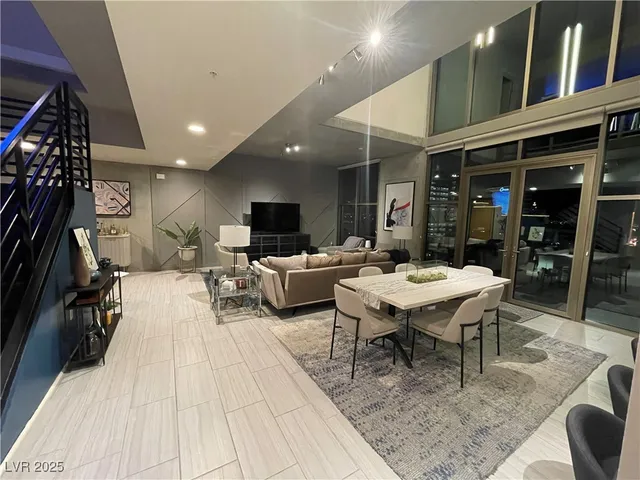 $6,200 | 353 East Bonneville Avenue, Unit 1406, Las Vegas, NV 89101