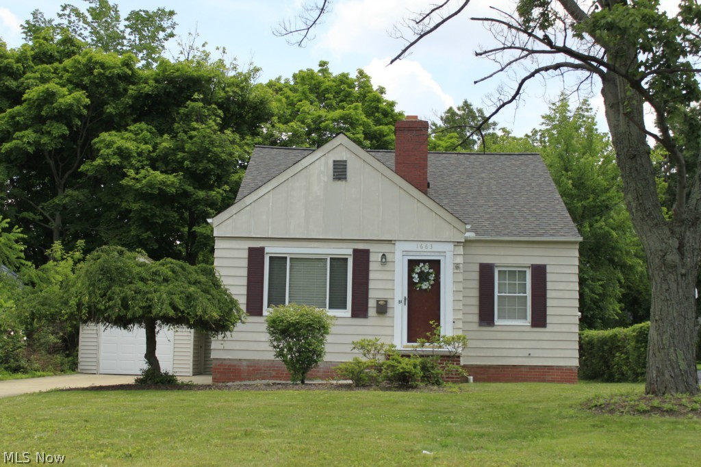 1663 Richmond Road Cleveland, OH 44124 - Photo 1 of 25