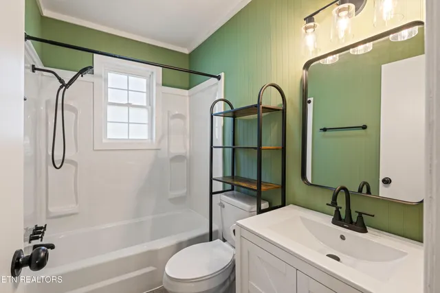 $239,000 | 130 Pike Lane, Caryville, TN 37714