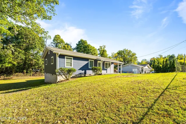 $239,000 | 130 Pike Lane, Caryville, TN 37714