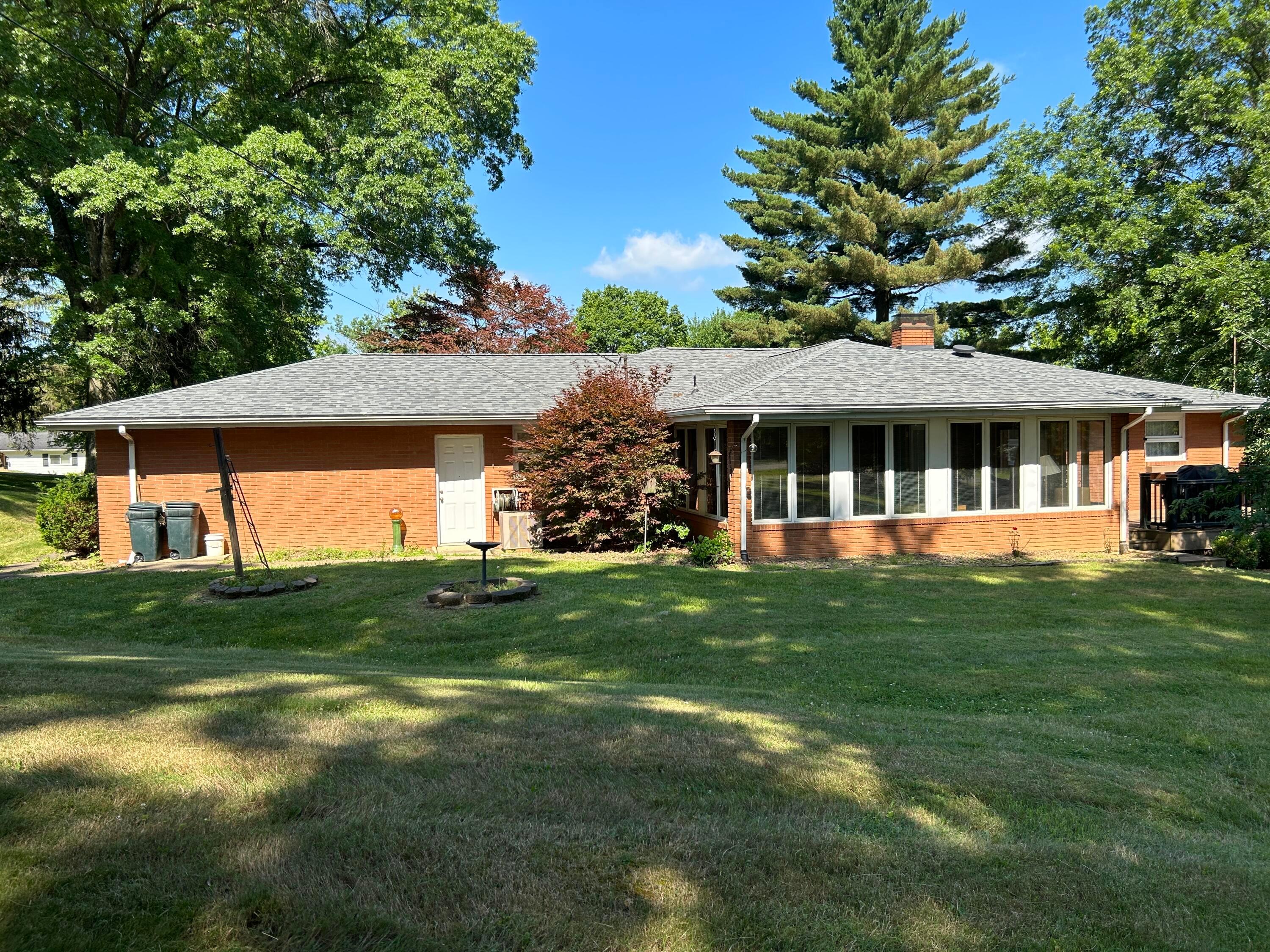 3900 Valley View Road Zanesville, OH 43701 - Photo 5 of 26 IMG_1210 (1)