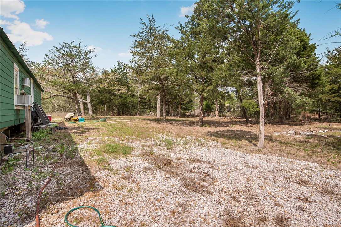 497 Blackberry Road Somerville, TX 77879 - Photo 18 of 22