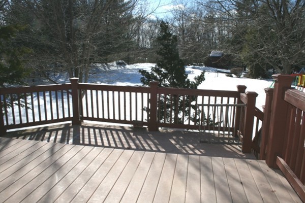27 Bluejay Road Lynnfield, MA 01940 - Photo 15 of 19 Gallery Image 15