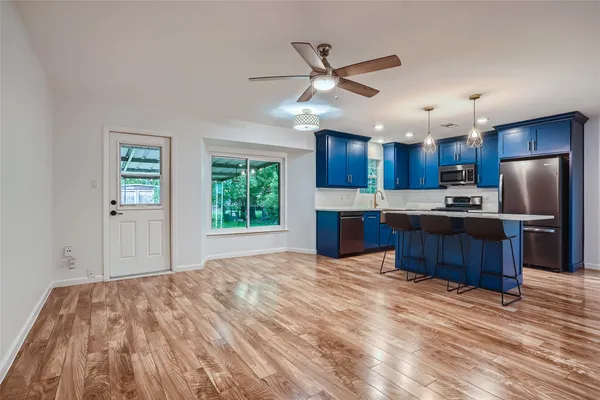 $2,700 | 507 Seminole Drive, Austin, TX 78745