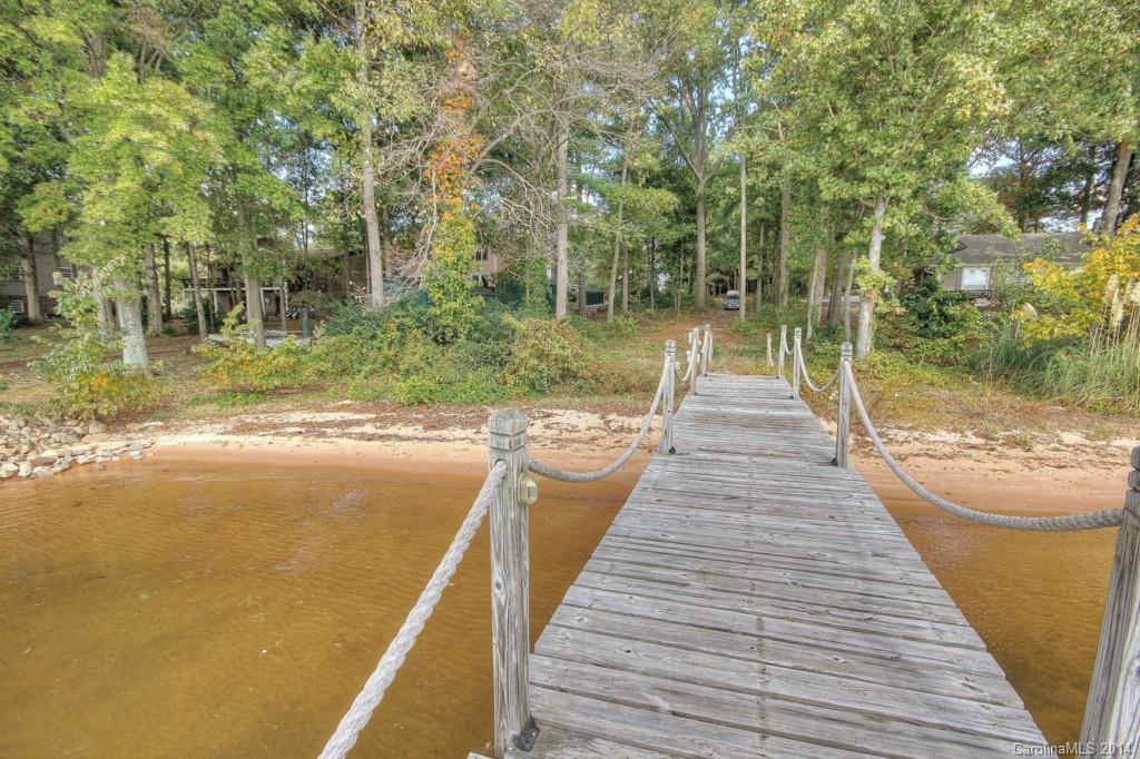 146 Surfside Road Mooresville, NC 28117 - Photo 5 of 10 Gallery Image 5