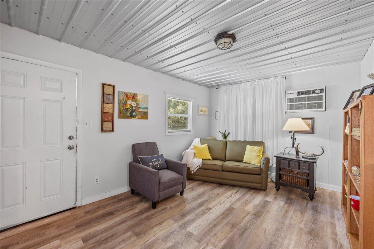 9251 Timber Lane Navarre, FL 32566 - Photo 26 of 54 26-1V3A1707 copy