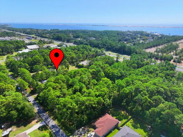 $395,000 | 9251 Timber Lane, Navarre, FL 32566