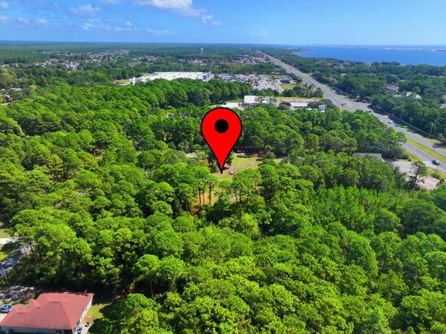 $425,000 | 9251 Timber Lane, Navarre, FL 32566