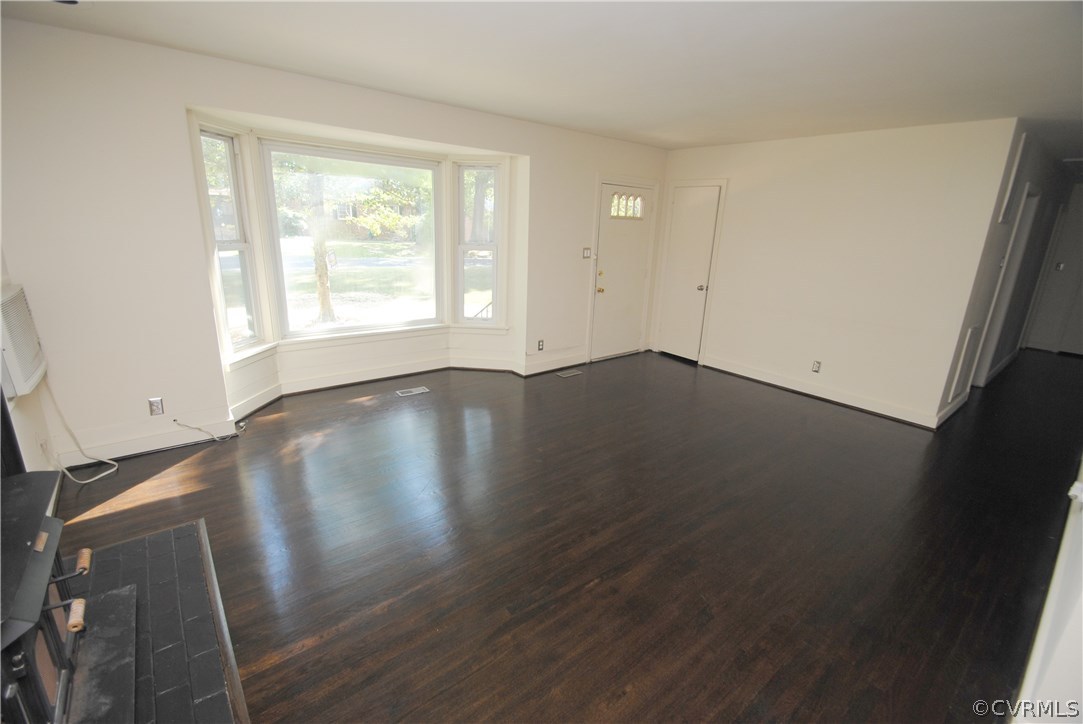 8808 Gayton Road Henrico, VA 23229 - Photo 4 of 22 Gallery Image 4