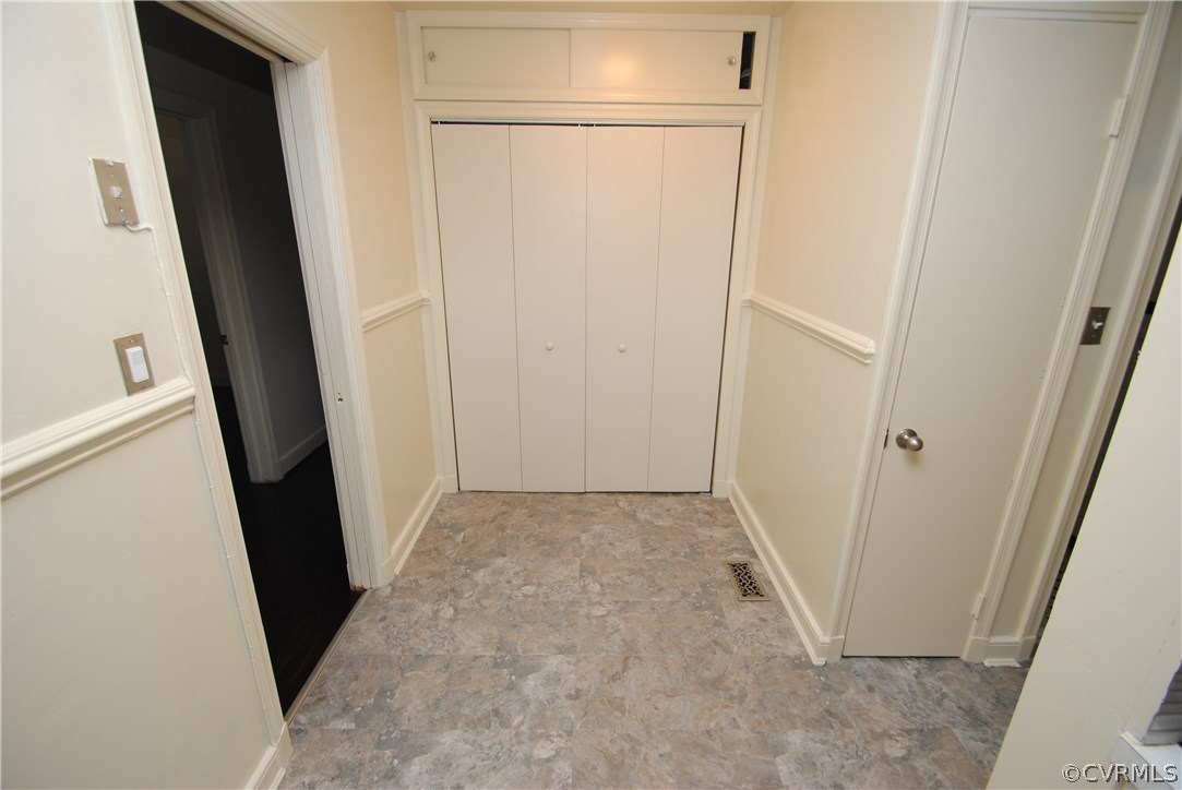 8808 Gayton Road Henrico, VA 23229 - Photo 9 of 22 Gallery Image 9