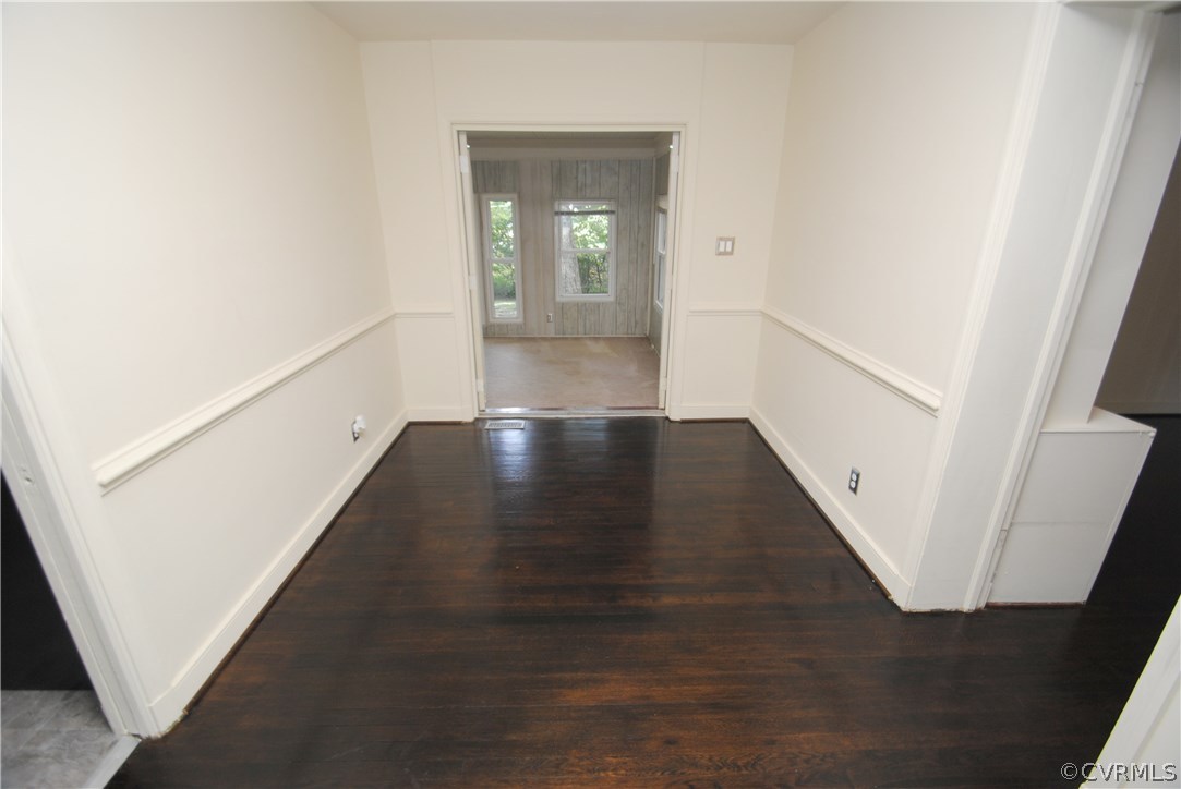 8808 Gayton Road Henrico, VA 23229 - Photo 10 of 22 Gallery Image 10