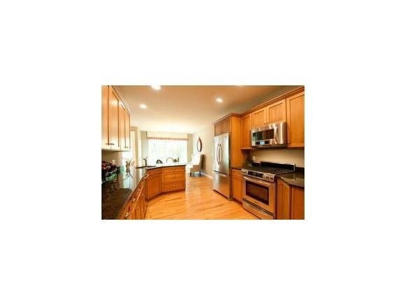 15 Springwood Way, Unit 37 Manchester, NH 03102 - Photo 13 of 14 Gallery Image 13