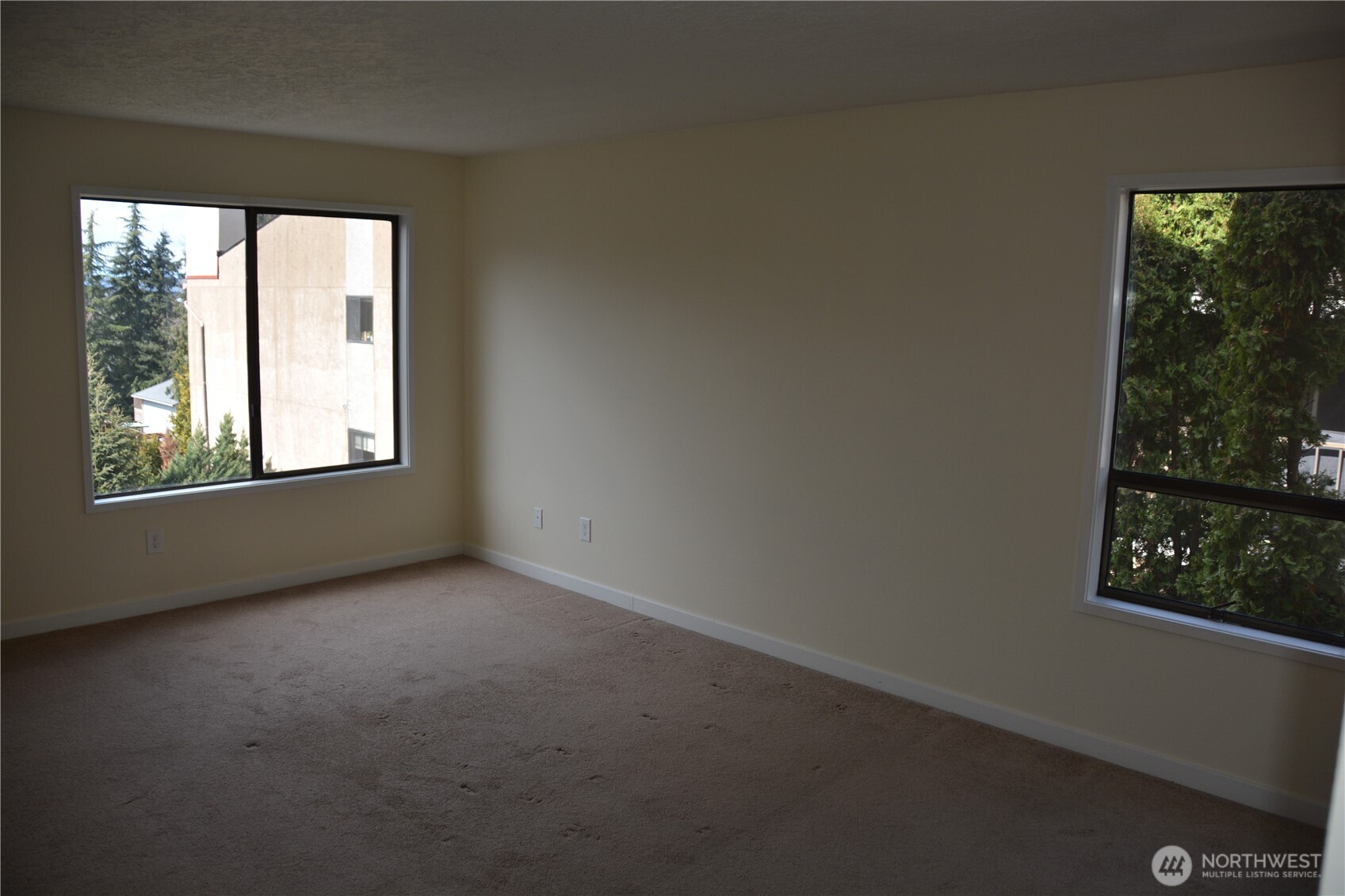 1070 5th Avenue South, Unit 307 Edmonds, WA 98020 - Photo 17 of 21