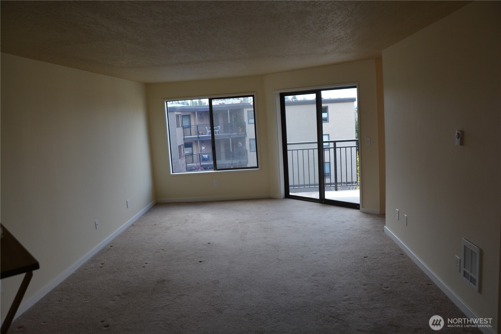 1070 5th Avenue South, Unit 307 Edmonds, WA 98020 - Photo 2 of 21
