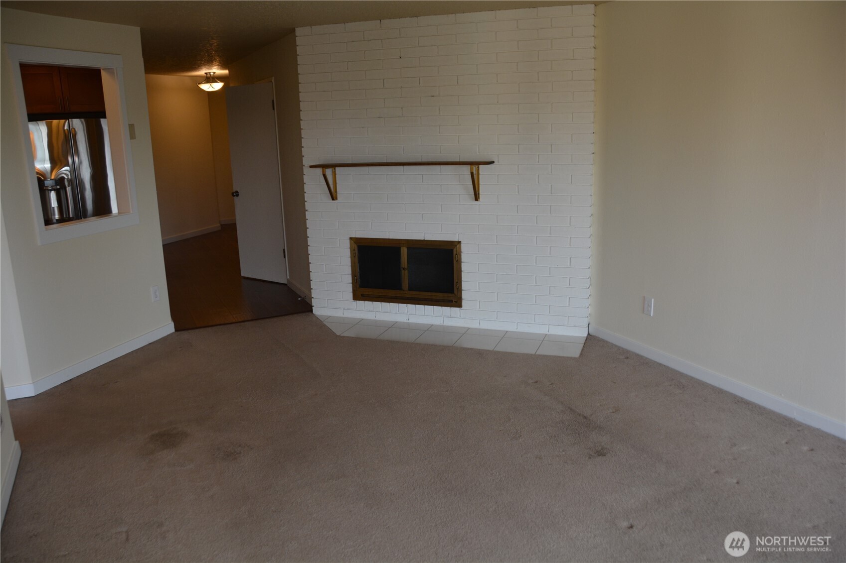1070 5th Avenue South, Unit 307 Edmonds, WA 98020 - Photo 9 of 21