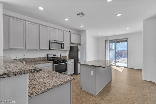 $1,750 | 6919 Feather Hl Street, North Las Vegas, NV 89086