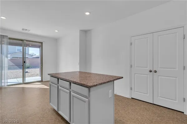 $1,750 | 6919 Feather Hl Street, North Las Vegas, NV 89086
