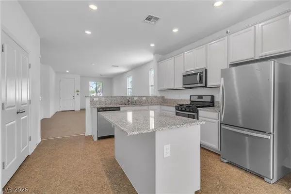 $1,750 | 6919 Feather Hl Street, North Las Vegas, NV 89086