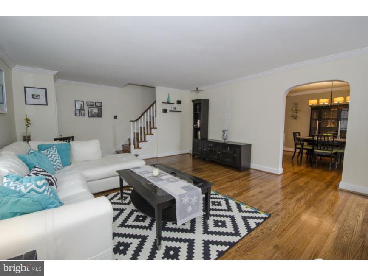 200 School Lane Springfield, PA 19064 - Photo 2 of 22 Living Room