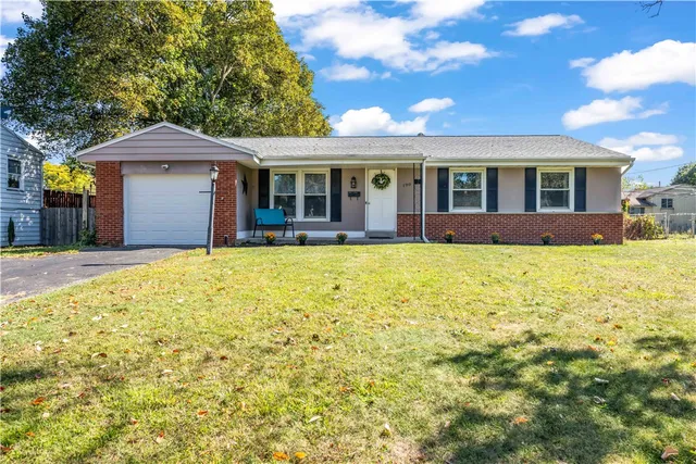 $189,900 | 190 Duxbury Road, Greece, NY 14626