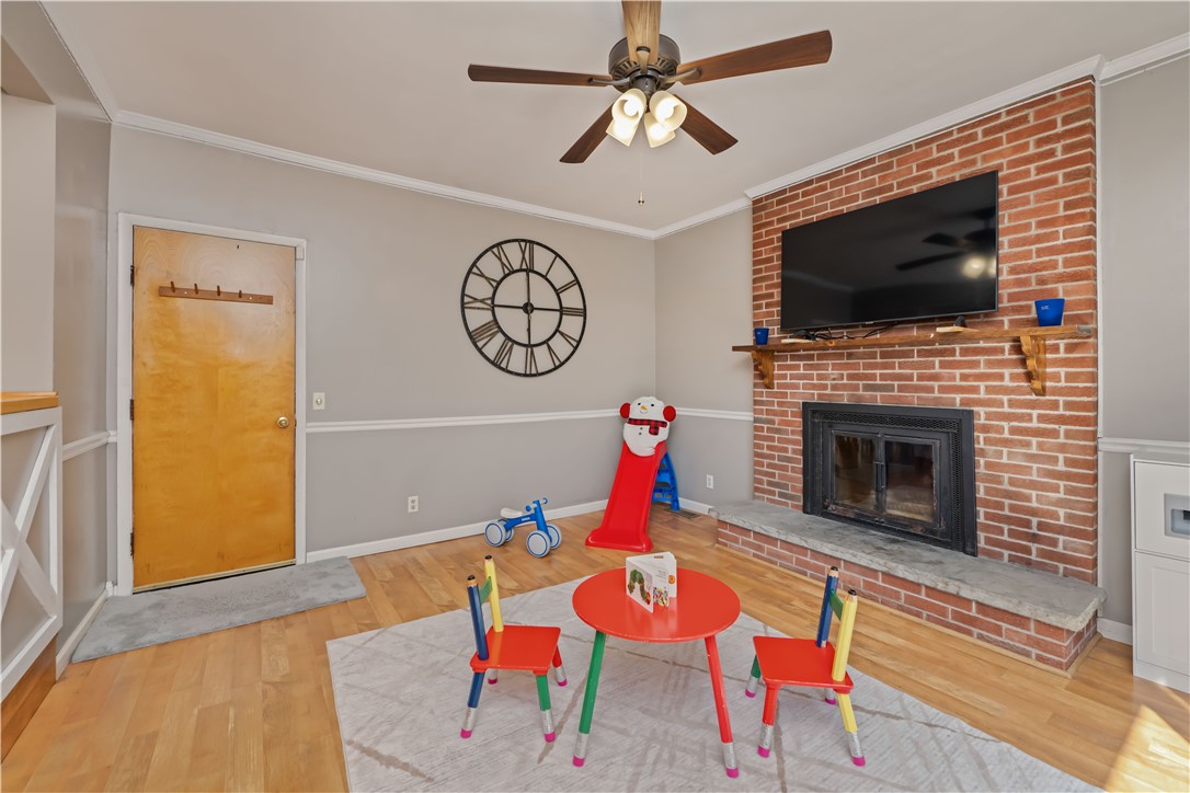 190 Duxbury Road Greece, NY 14626 - Photo 11 of 23